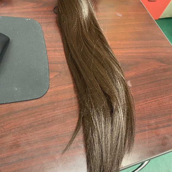 Hair extensions - Picture 6 of 6
